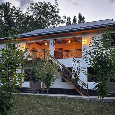 Hayat Guesthouse Nuratau Mountains Yukary-Ukhum Zewnętrze zdjęcie