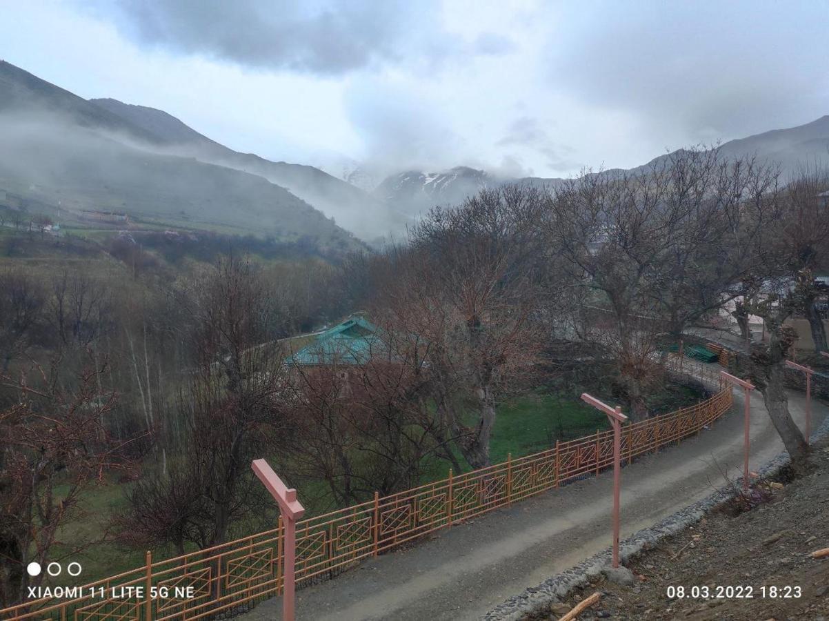 Hayat Guesthouse Nuratau Mountains Yukary-Ukhum Zewnętrze zdjęcie
