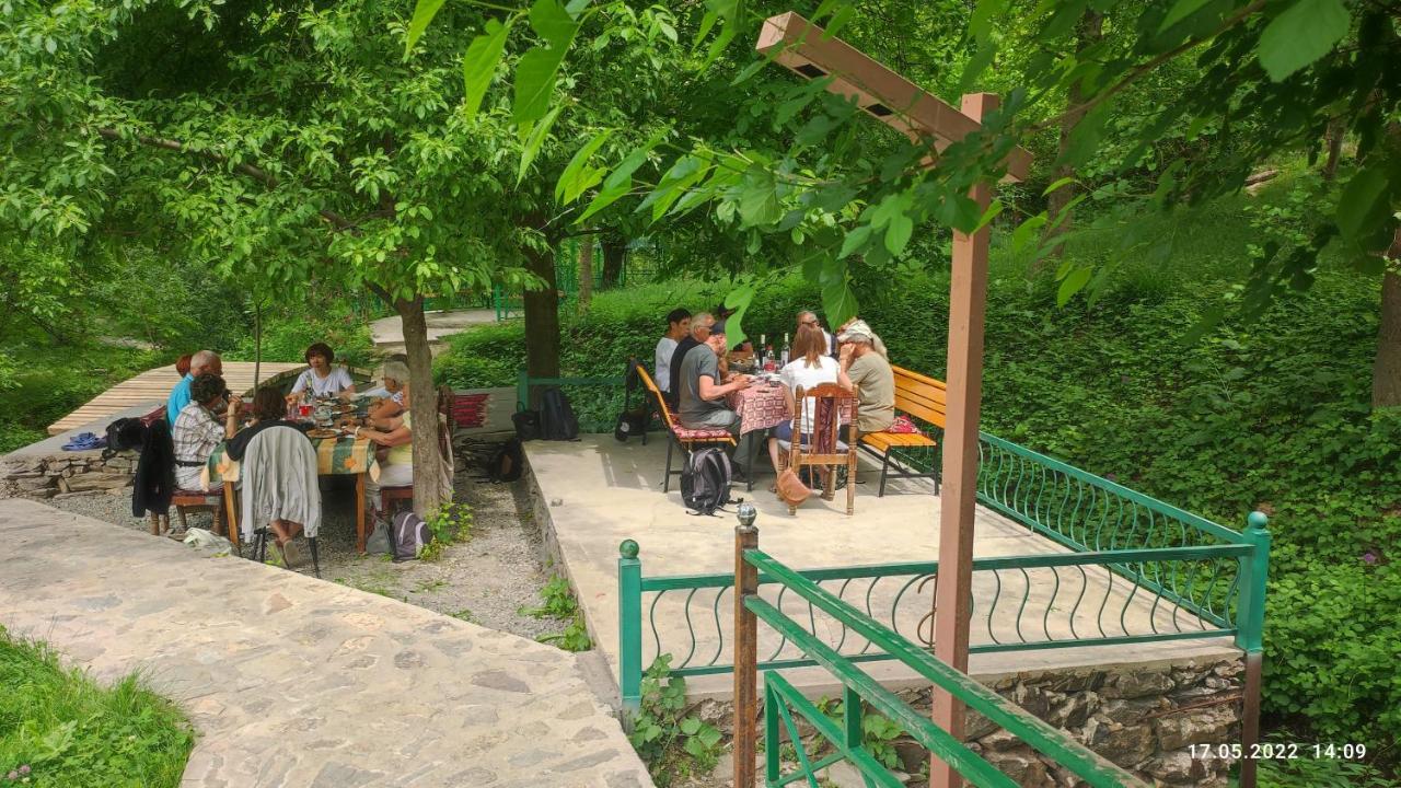 Hayat Guesthouse Nuratau Mountains Yukary-Ukhum Zewnętrze zdjęcie