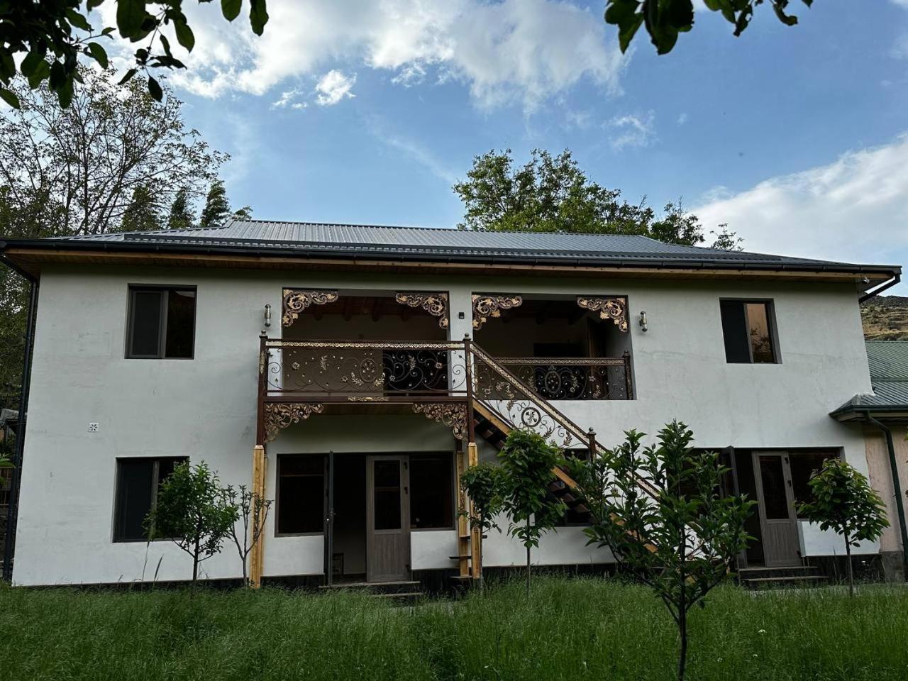 Hayat Guesthouse Nuratau Mountains Yukary-Ukhum Zewnętrze zdjęcie